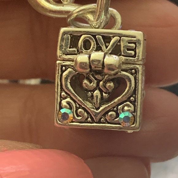 Prayer Box inspirational Necklace. - Picture 5 of 10